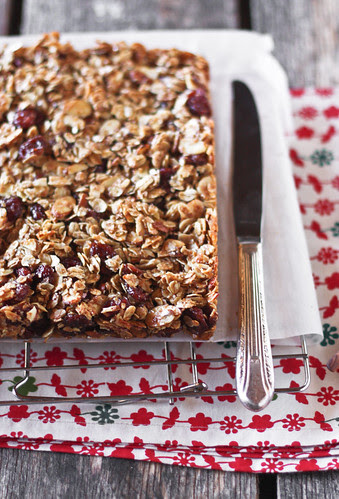 cherry almond granola