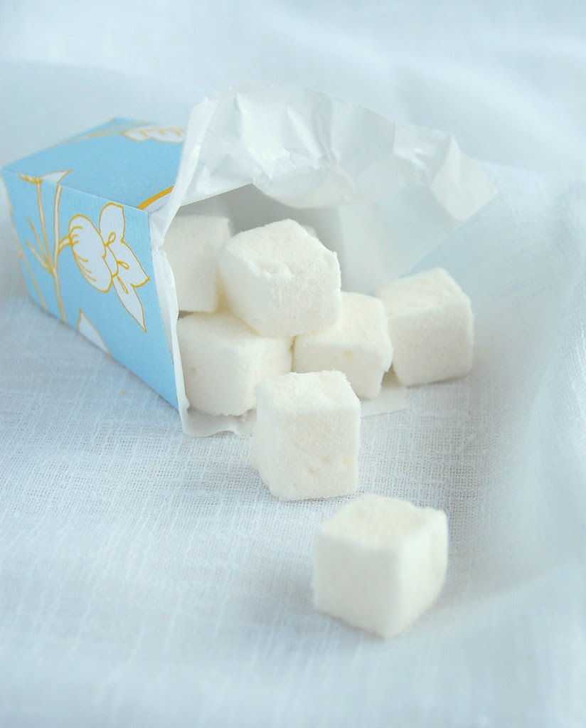 Orange blossom water marshmallows / Marshmallows de água de flor de laranjeira