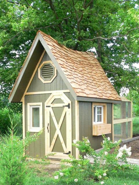Hansel &amp; Gretel type chicken coop on Backyard Chickens.
