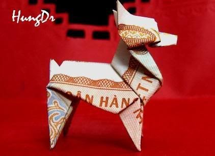 Con chó Đỉnh cao nghệ thuật xếp tiền giấy Việt Nam