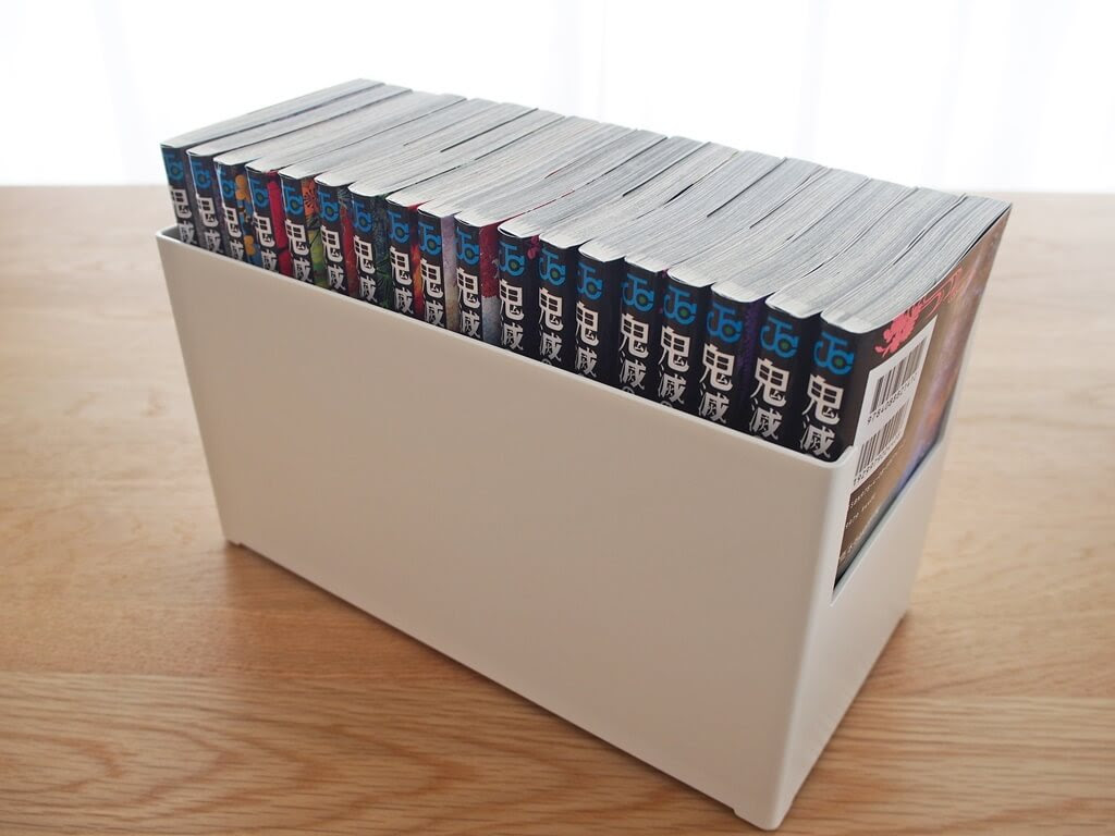コミック収納におすすめ 漫画本をおしゃれにすっきり収納できるカインズのskitt スキット 100均 無印良品マニアの片付け収納ブログ