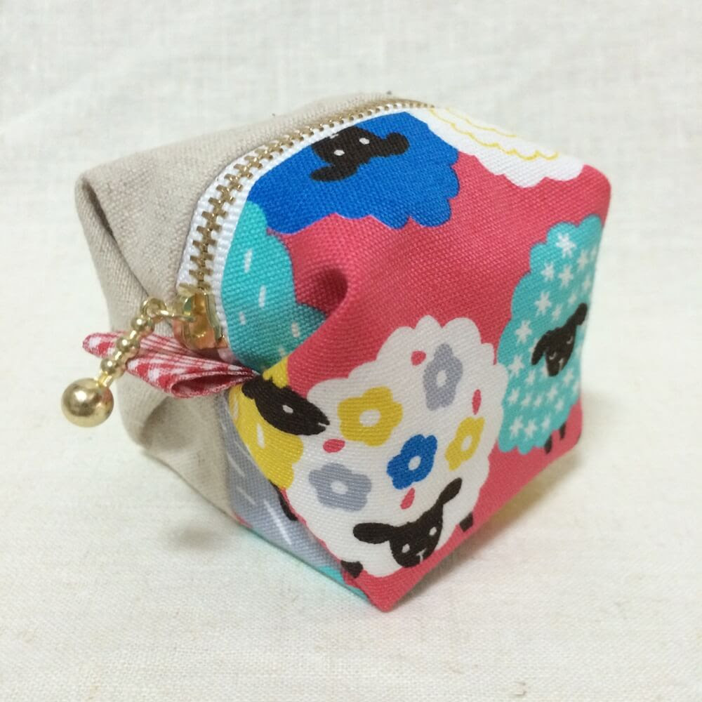 10cmファスナーで手作りしたミニサイズのキャラメルポーチ ここめいど