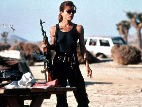 84160889 Hot Girls With Guns (31 fotos)