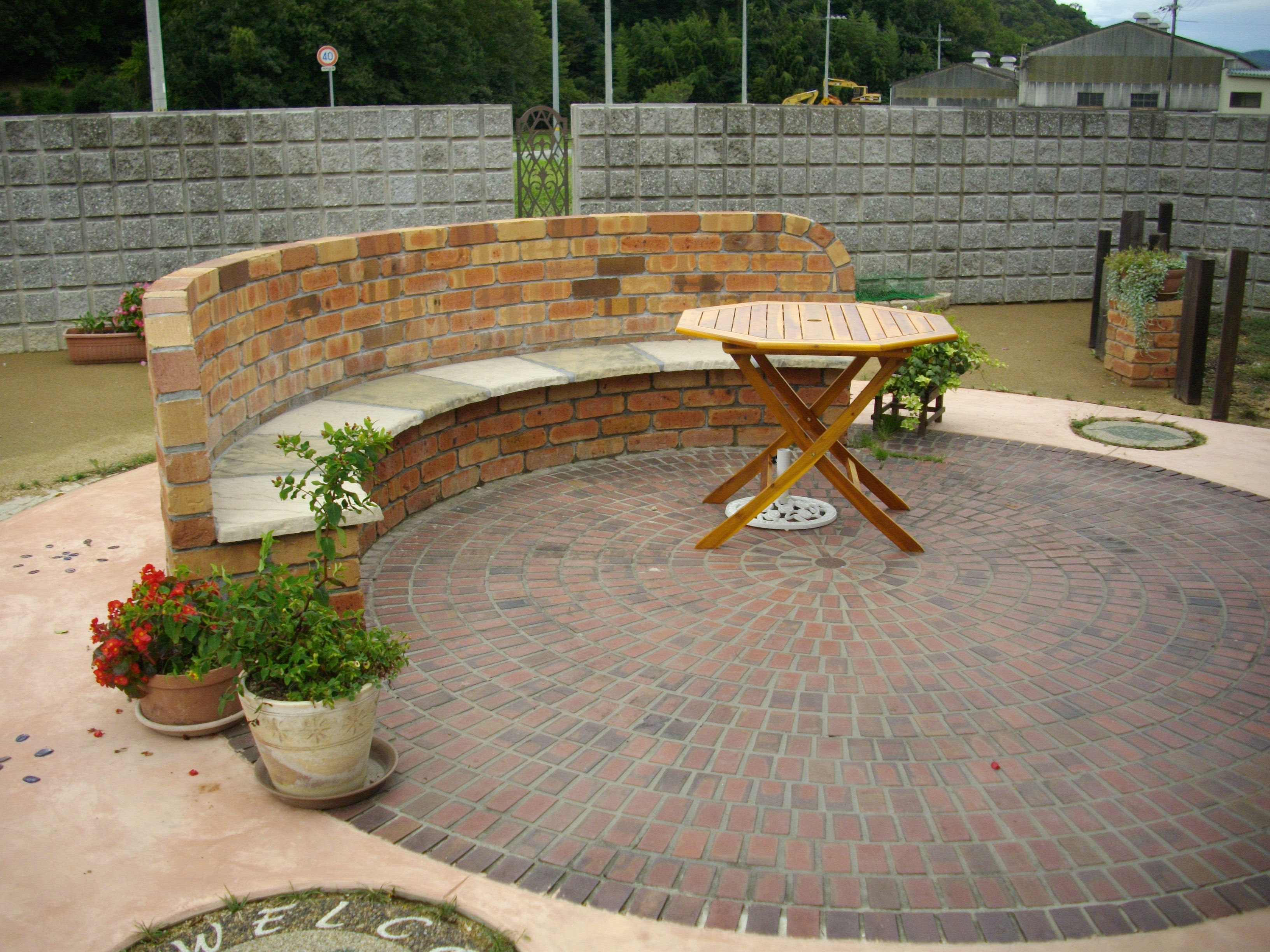 簡単 レンガベンチであなたのdiy生活を素敵に彩ってみませんか