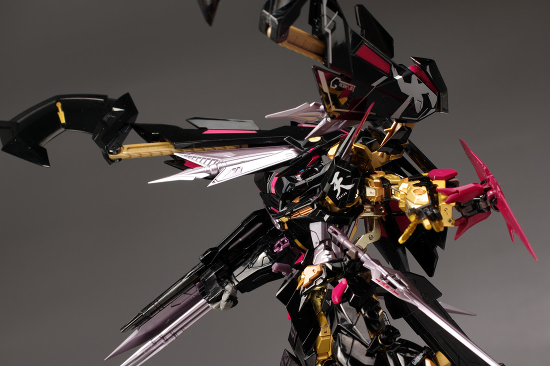 Metalbuild ガンダムアストレイゴールドフレーム天ミナ レビュー