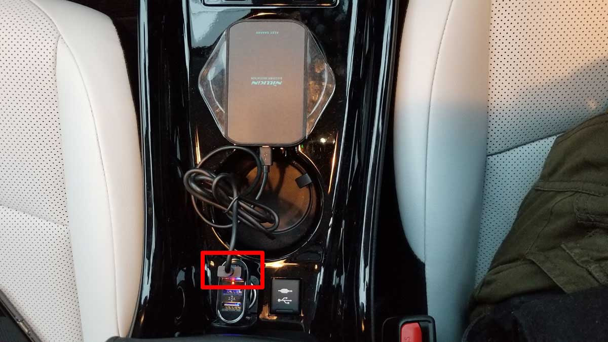 車でスマホ充電する方法は12通りもあった 最強の急速充電方法とは 車の中を感動レベルの高音質オーディオルームに