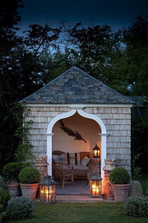 stylish  sheds   relaxing womens version