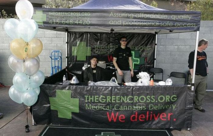 2010 SF Medical Cannabis Competition (50 pics)