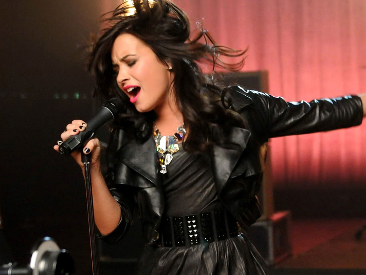 http://25.media.tumblr.com/tumblr_mcx29wl7Cu1raczx6o1_1280.jpg