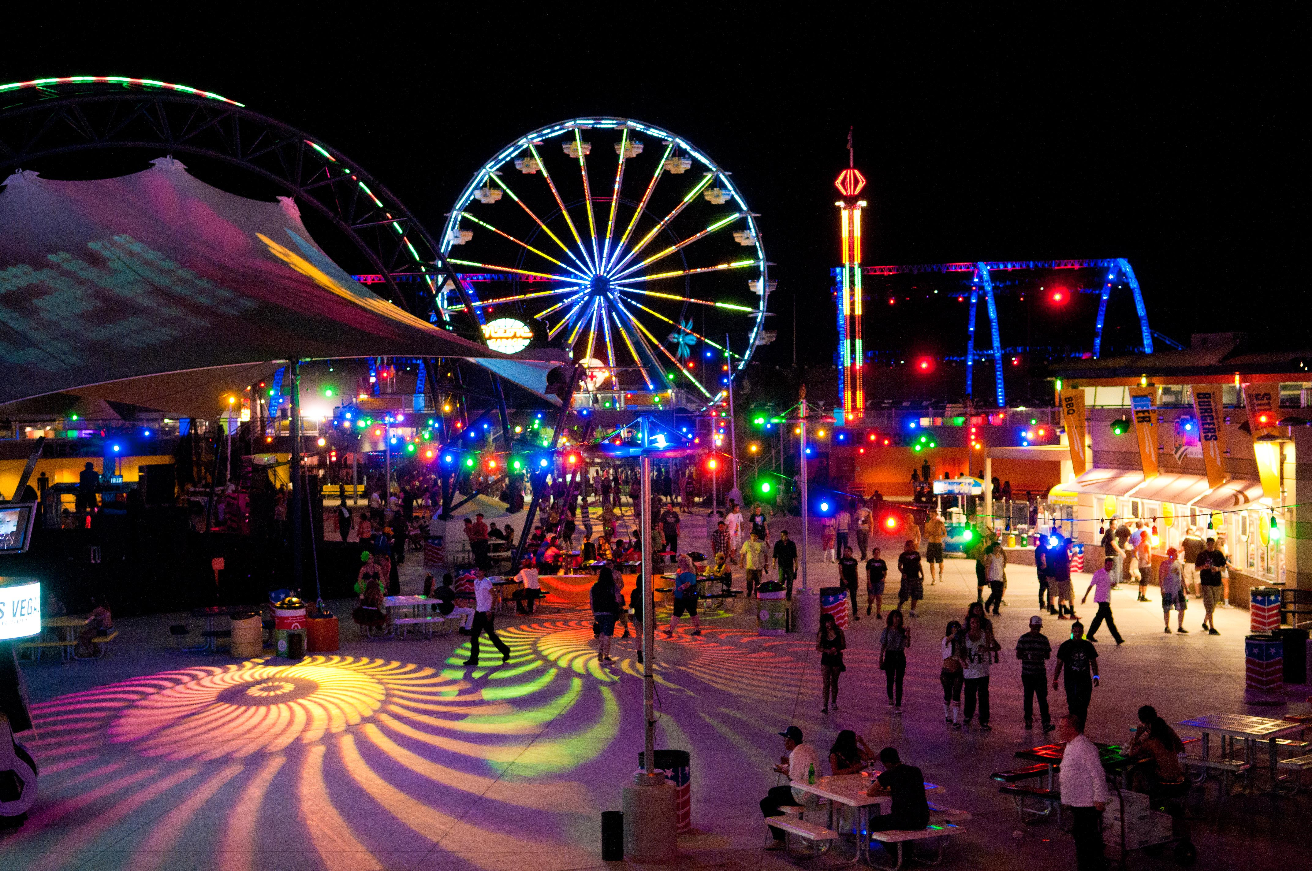 Electric Daisy Carnival (EDC) 2014