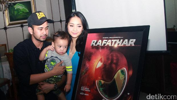 Syahrini Jatuh Tersungkur, Nikita Datangi Polres Terkait Kasus Jupe