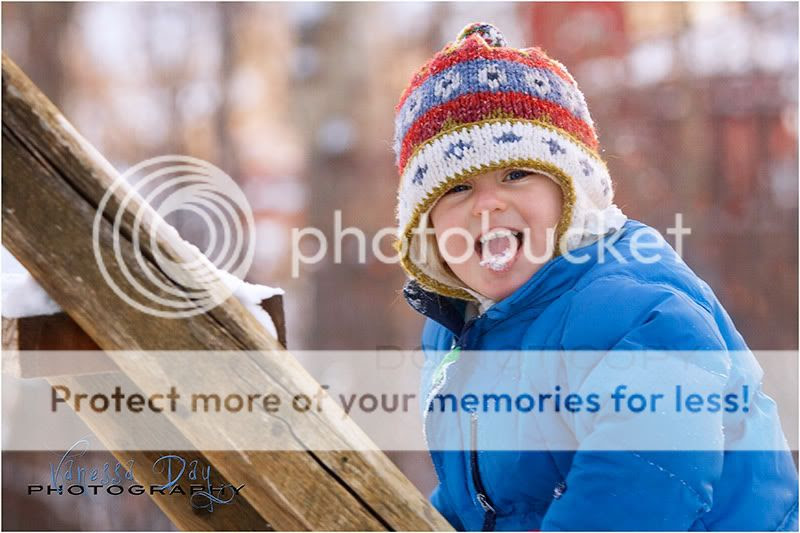 winter,Christmas,snow,children photography,kids,slide,Canon 50D