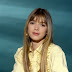 Hélène Rollès - Helene Rolles Dans Vivement Dimanche De Noel Le Decembre Sur France Foto Von Celka7 Fans Teilen Deutschland Bilder : En parallèle de la série les mystères de l'amour sur tmc, la chanteuse reprend du service en chanson avec un amour, dont un premier extrait a été dévoilé.