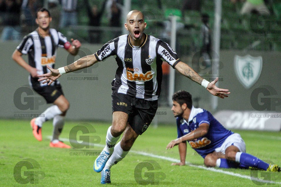 Fotos - CAMPEONATO MINEIRO 2013: ATLÉTICO-MG X CRUZEIRO ...