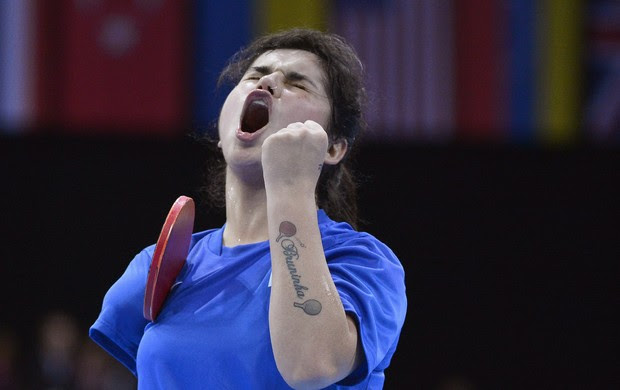 Bruna Alexandre tênis de mesa Paralimpíadas de Londres (Foto: Reuters)