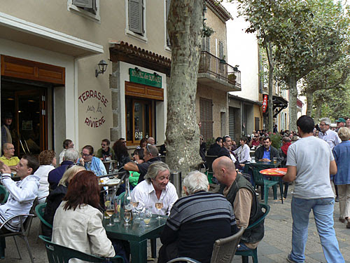 terrasse sur la rue.jpg