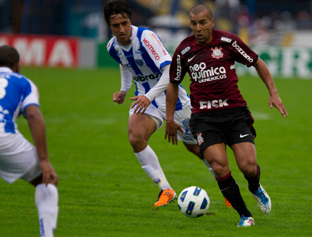 Resultado de imagem para emerson sheik corinthians 2011