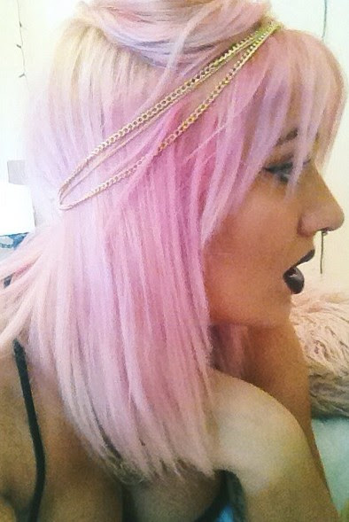 30+ Ways to Add Funky Colors to Your Hair - Pretty Designs