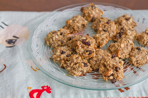 Banaani-kaerahelbeküpsised / 3-ingredient cookie (bananas, oats, currant raisins)