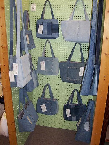 craft mall booth