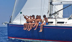 J/122 Sky Hunter in Italy sailing with family and kids