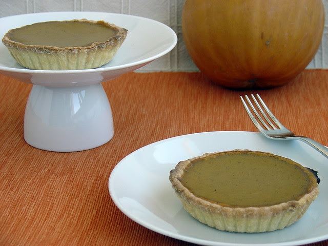 Halloween Pumpkin Pie