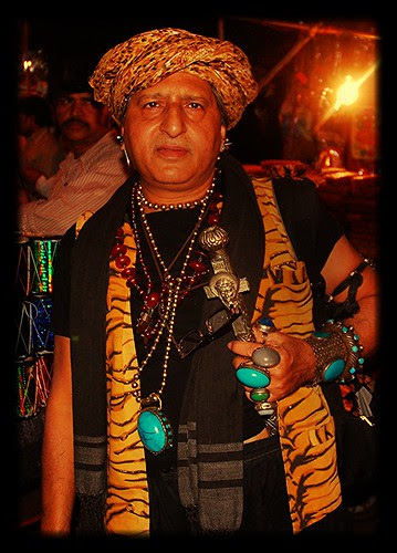 A Touch Of Turqoise by firoze shakir photographerno1