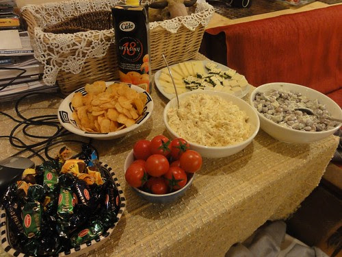 http://farm8.staticflickr.com/7012/6621399723_6cb5a9141c.jpg