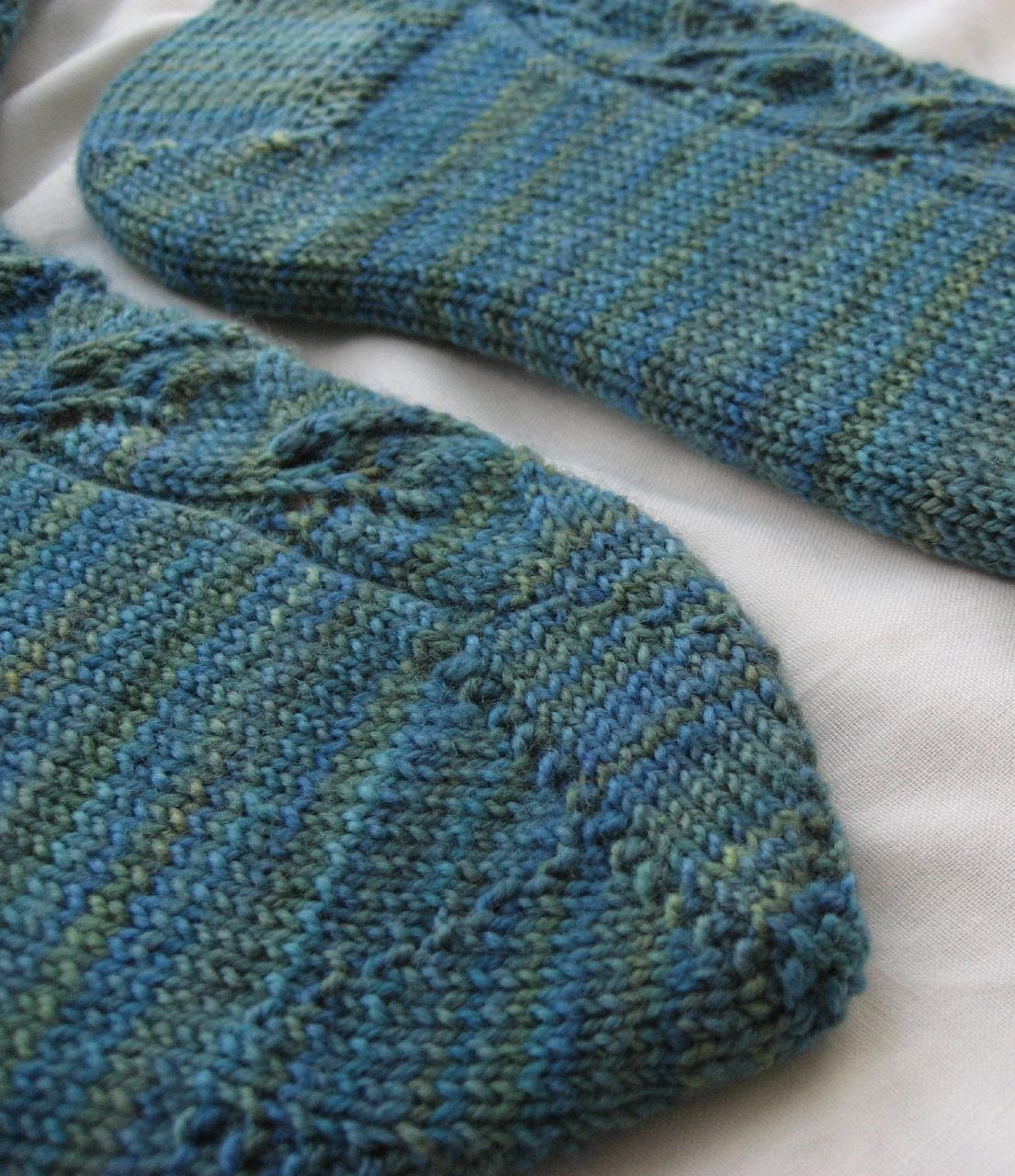 Embossed Leaf Sock