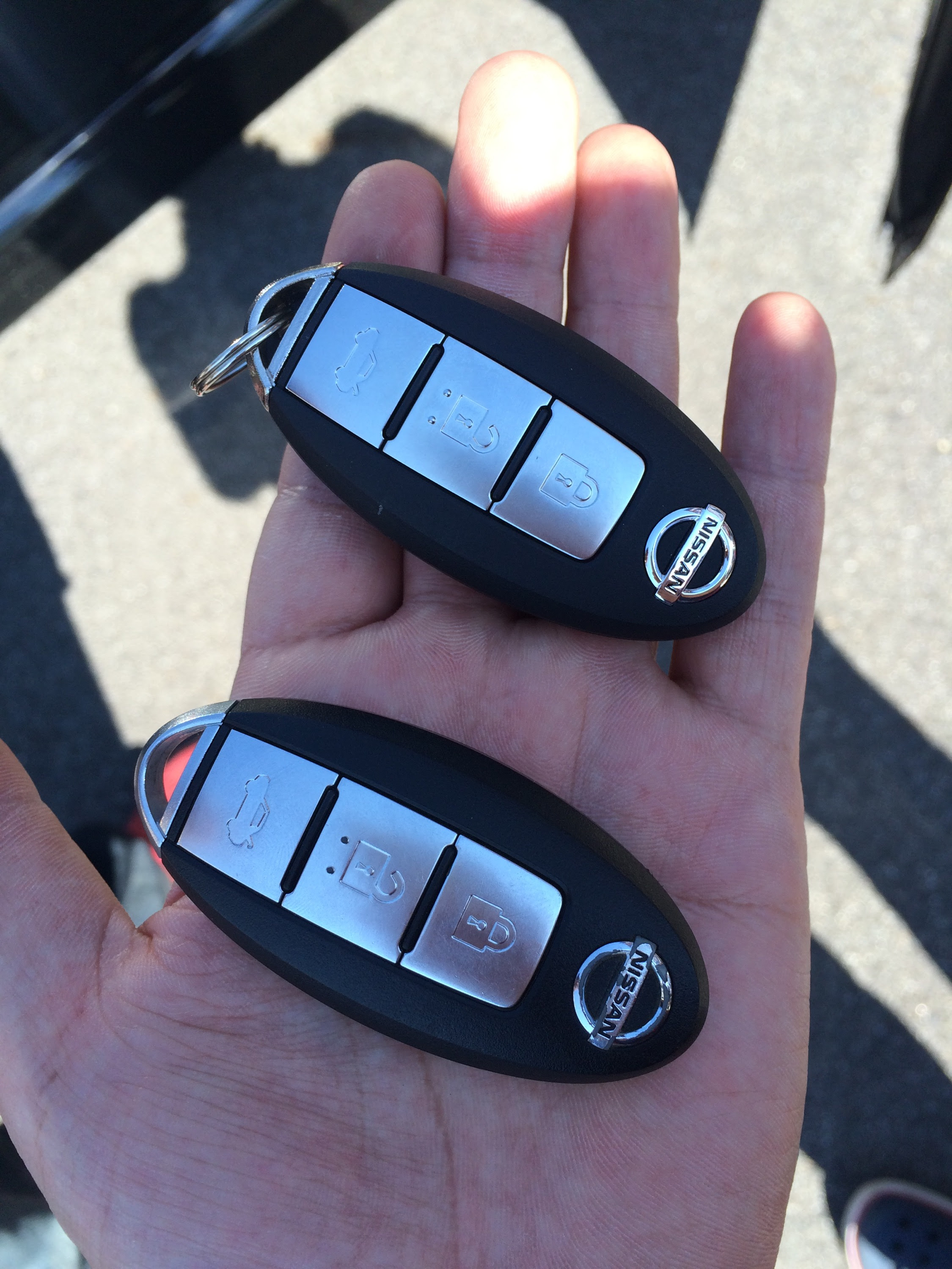 車 リモコン登録 ニッサン フーガ インテリジェントキーが使えなくなった 名古屋で鍵トラブルならアイルロックアンドセキュリティー