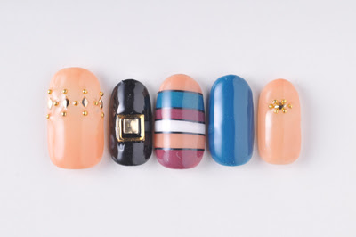 テイスト レトロ でネイルアートサンプル検索 42 件中21 件目から5件表示 ネイルナビビ Nail Navivi 東京