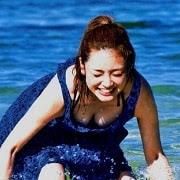 アモーレこと平愛梨のｄカップ胸チラがエロすぎる写真集グラビアエロ画像ｗｗｗｗｗ