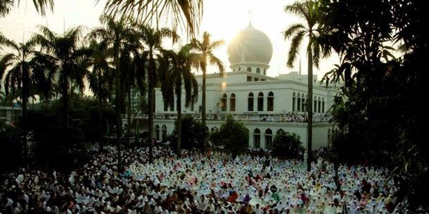 Biru Langit Tradisi Perayaan Idul Fitri Di Berbagai Dunia
