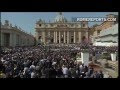 Pope talks about three points during Palm Sunday Homily: Joy, Cross, Youth