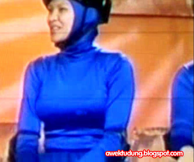 Tudung Seksi Nampak Dada 2  diarisangap