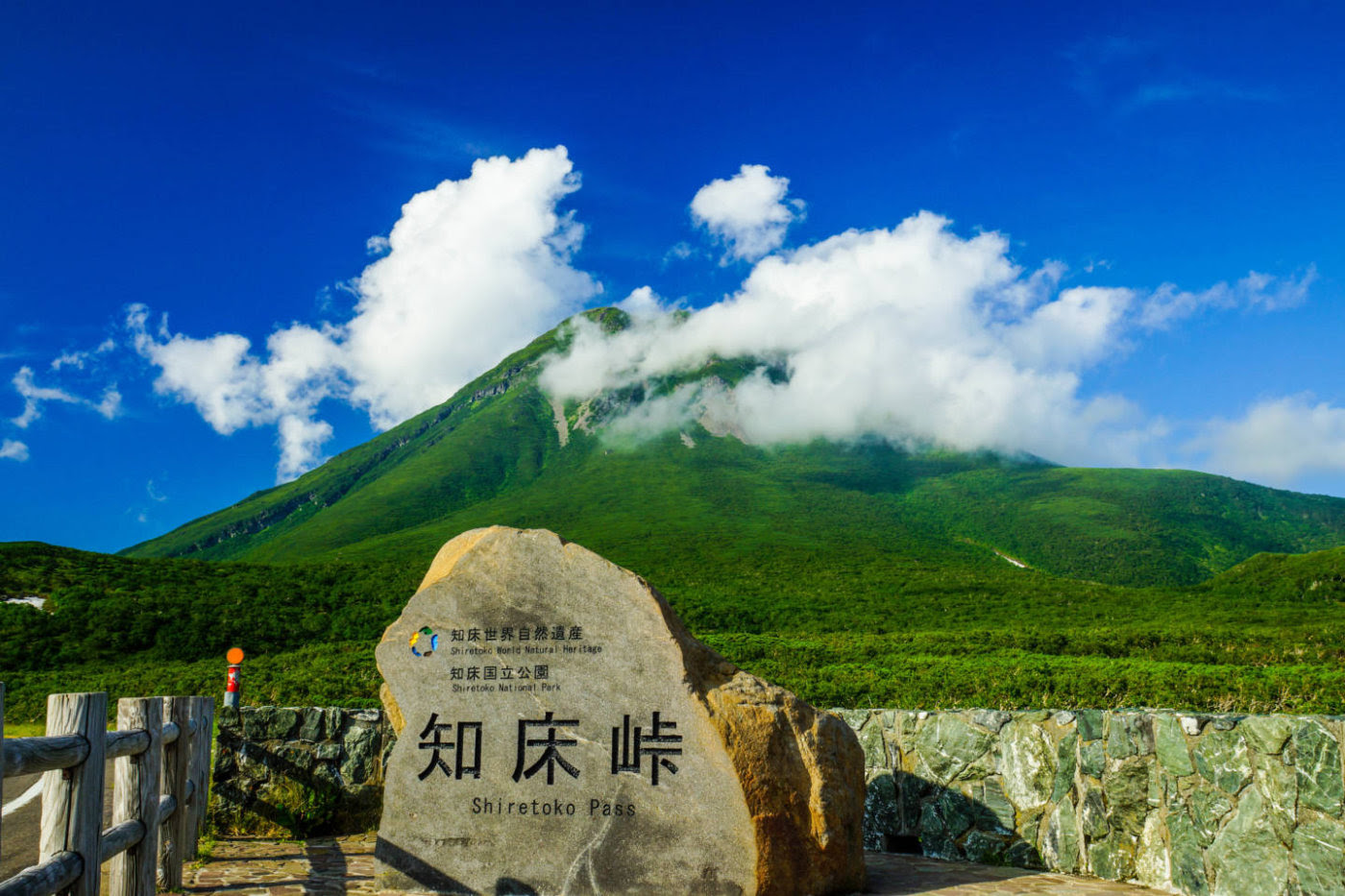 北海道自然风光的极致丨知床八景 北海道 八景 新浪新闻