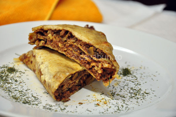 Clatite Cu Carne Si Ciuperci Reteta De Clatite Umplute