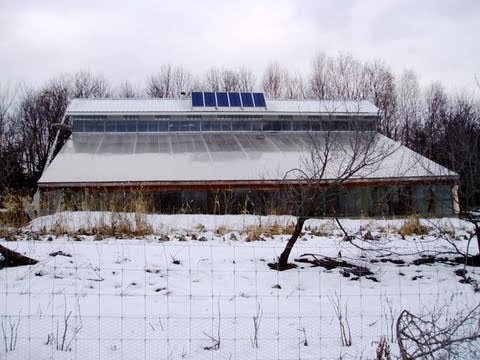 Green House Design on Sustainable Energy  Thermal Banking Greenhouse Design