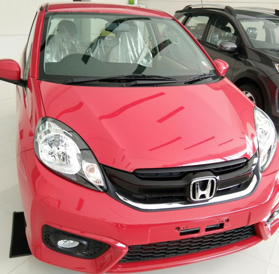 Foto Mobil Warna Merah Kawan Modifikasi Foto Mobil Warna Merah Kawan Modifikasi