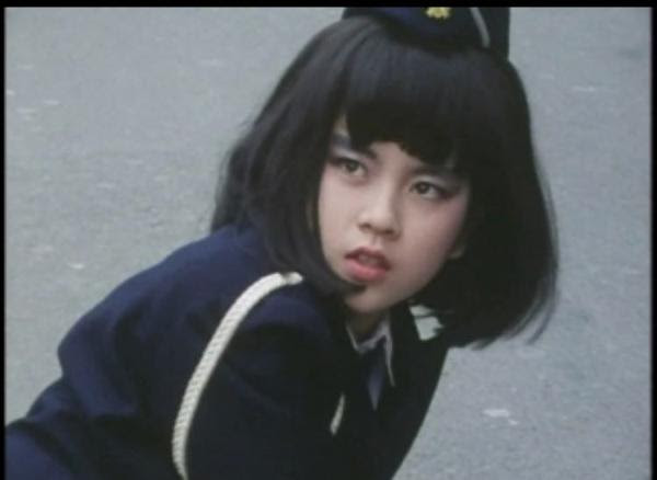 警察戦隊パトレンジャーのピンク 先代 昭和版 18年08月03日の人物のボケ ボケて Bokete
