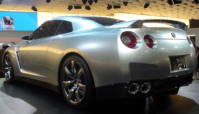 NISSAN_GT-R_thumbs