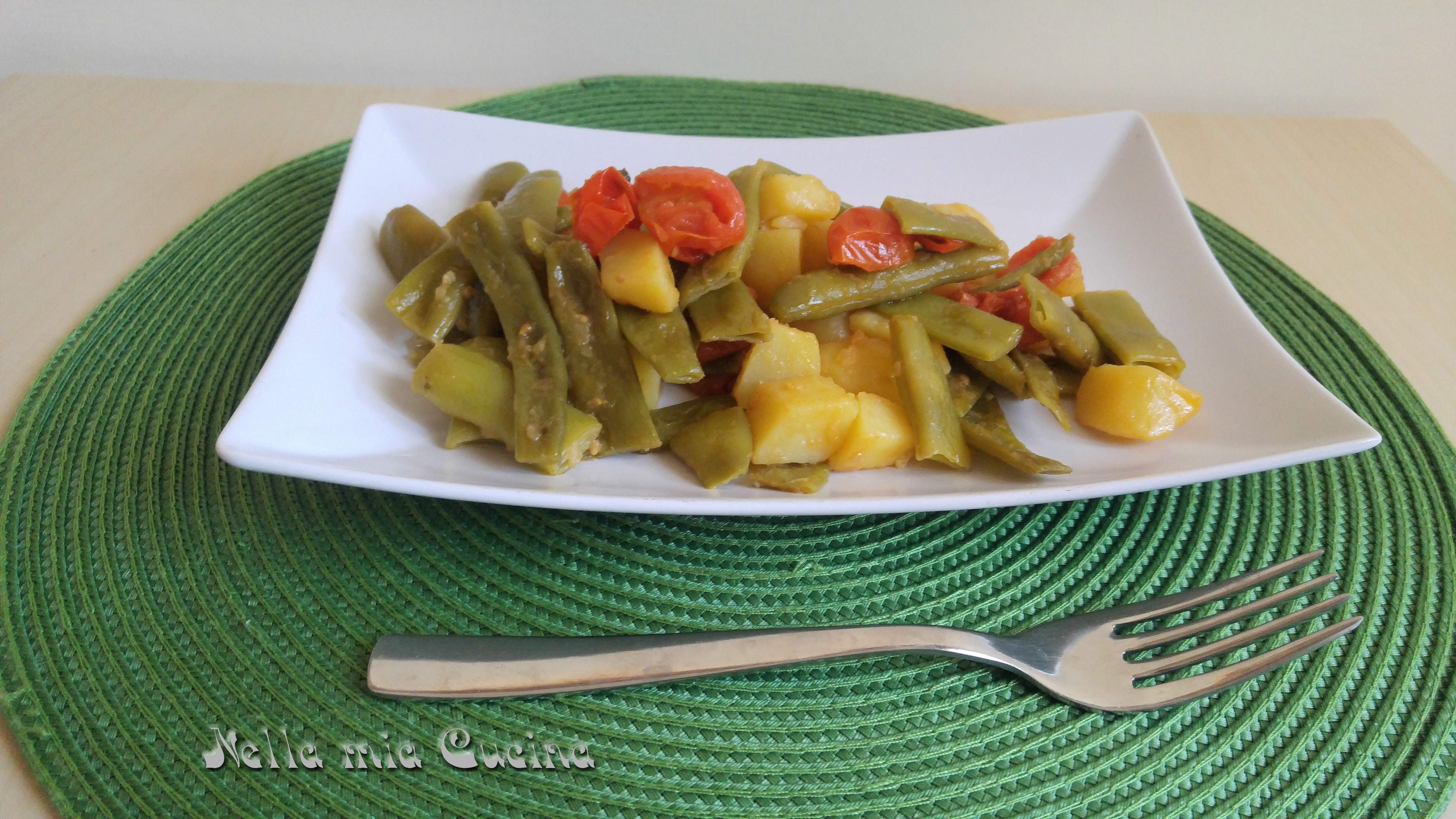 Padellata di Taccole con Patate e Pomodoro - Miriam nella ...