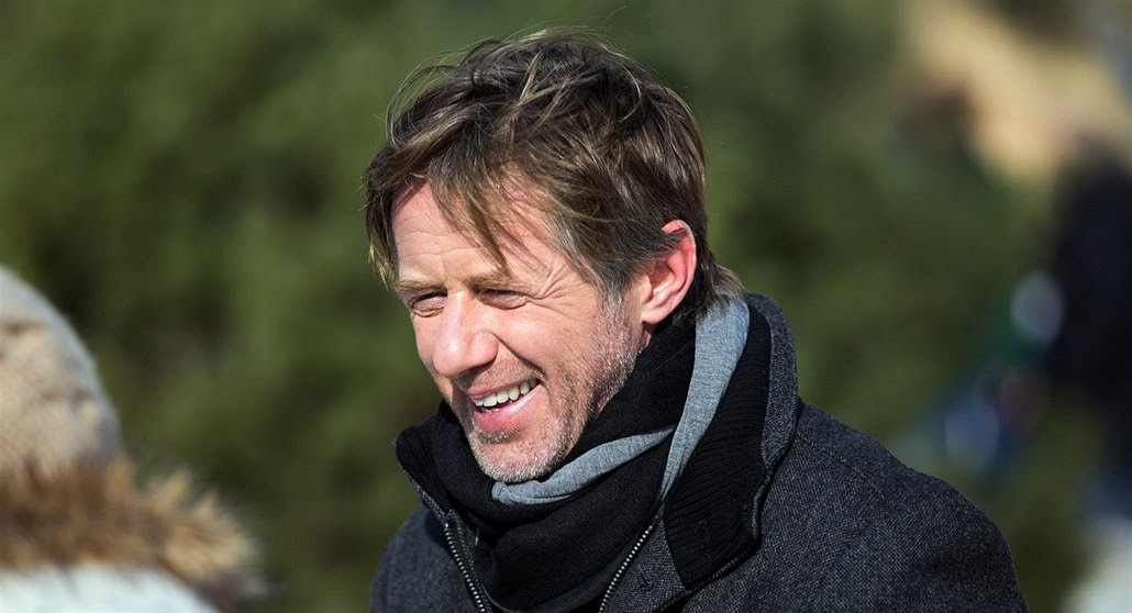 Jiří Langmajer v seriálu Jiřího Stracha hledá sériového ...