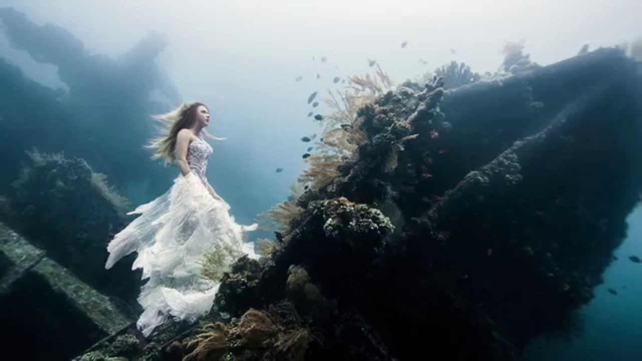 Epic underwater photoshoot The secret to success YouTube