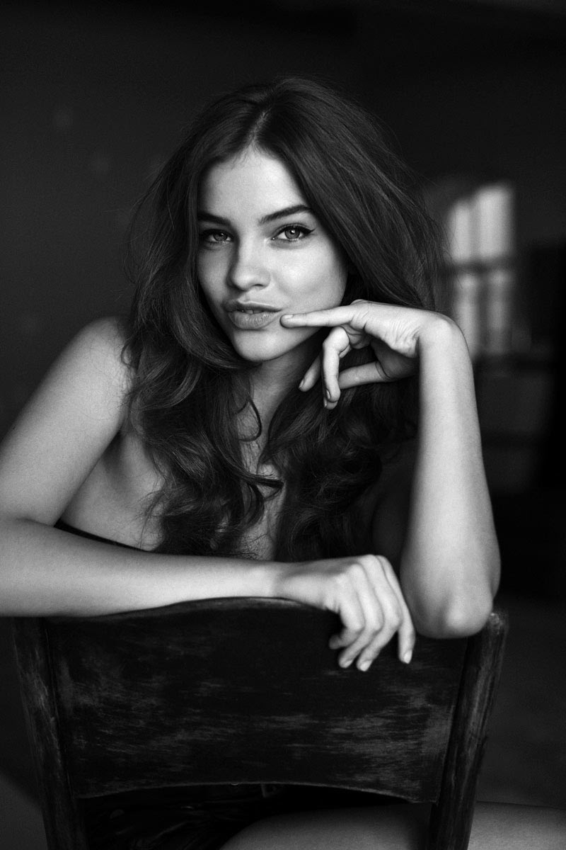 Fashion Model Barbara Palvin, Style inspiration, Fashion photography, Long hair