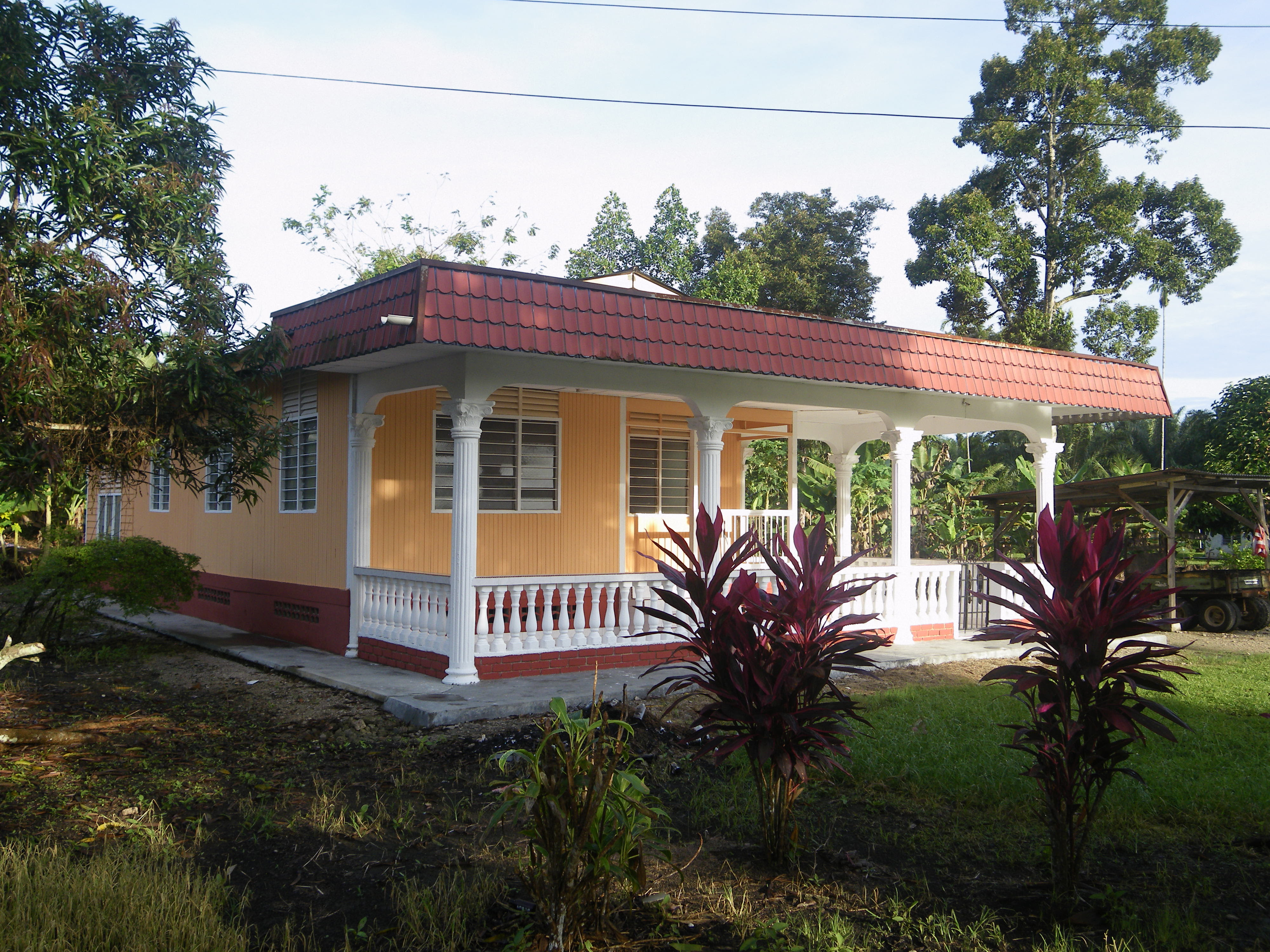 Contoh Model Rumah Kampung ~ Gambar Rumah Idaman