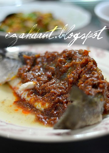 Izah Muffin Lover: Siakap Kukus Nyonya