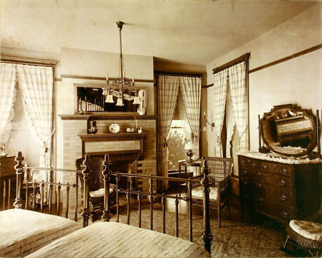 Bedroom 1910's | Flickr - Photo Sharing!
