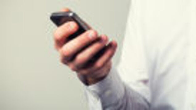 How a Guy Who Mastered Tweeting While Peeing Gave Up Tech For a Year