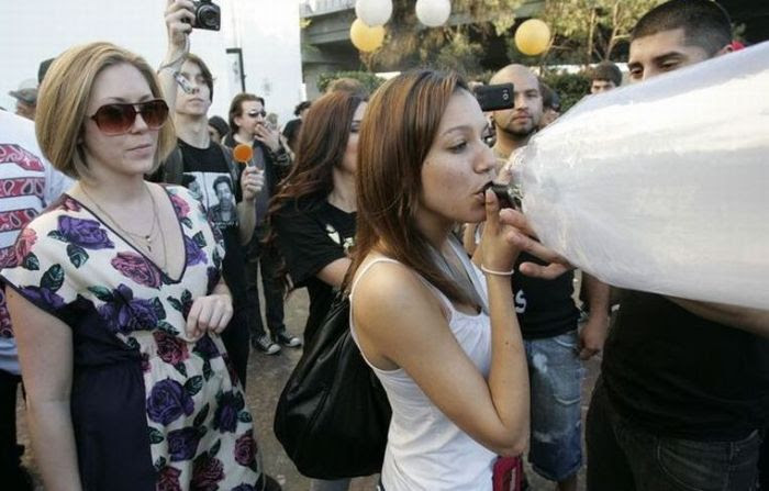 2010 SF Medical Cannabis Competition (50 pics)